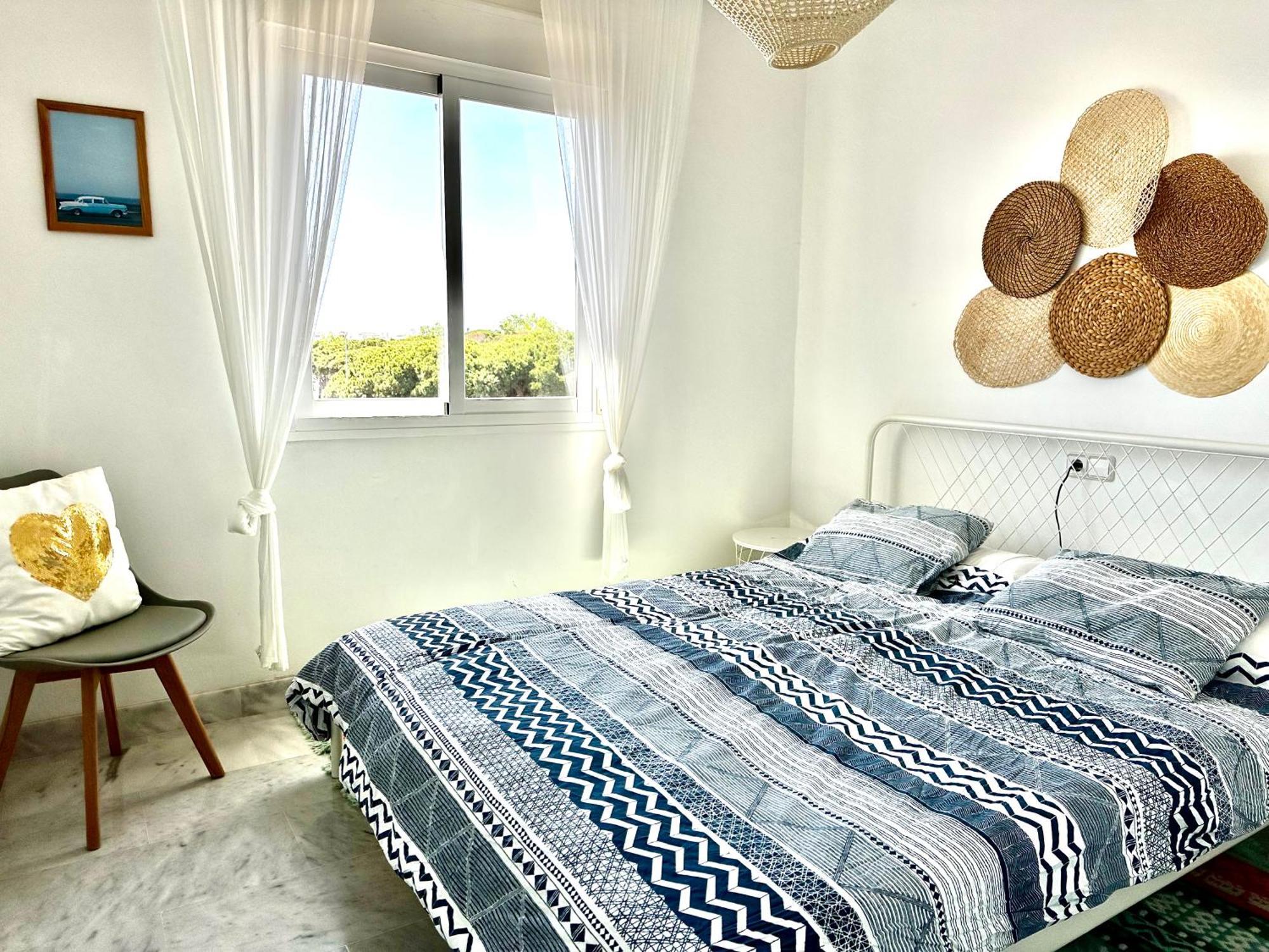 Bright Apartment 300M From The Beach Sitio de Calahonda Luaran gambar