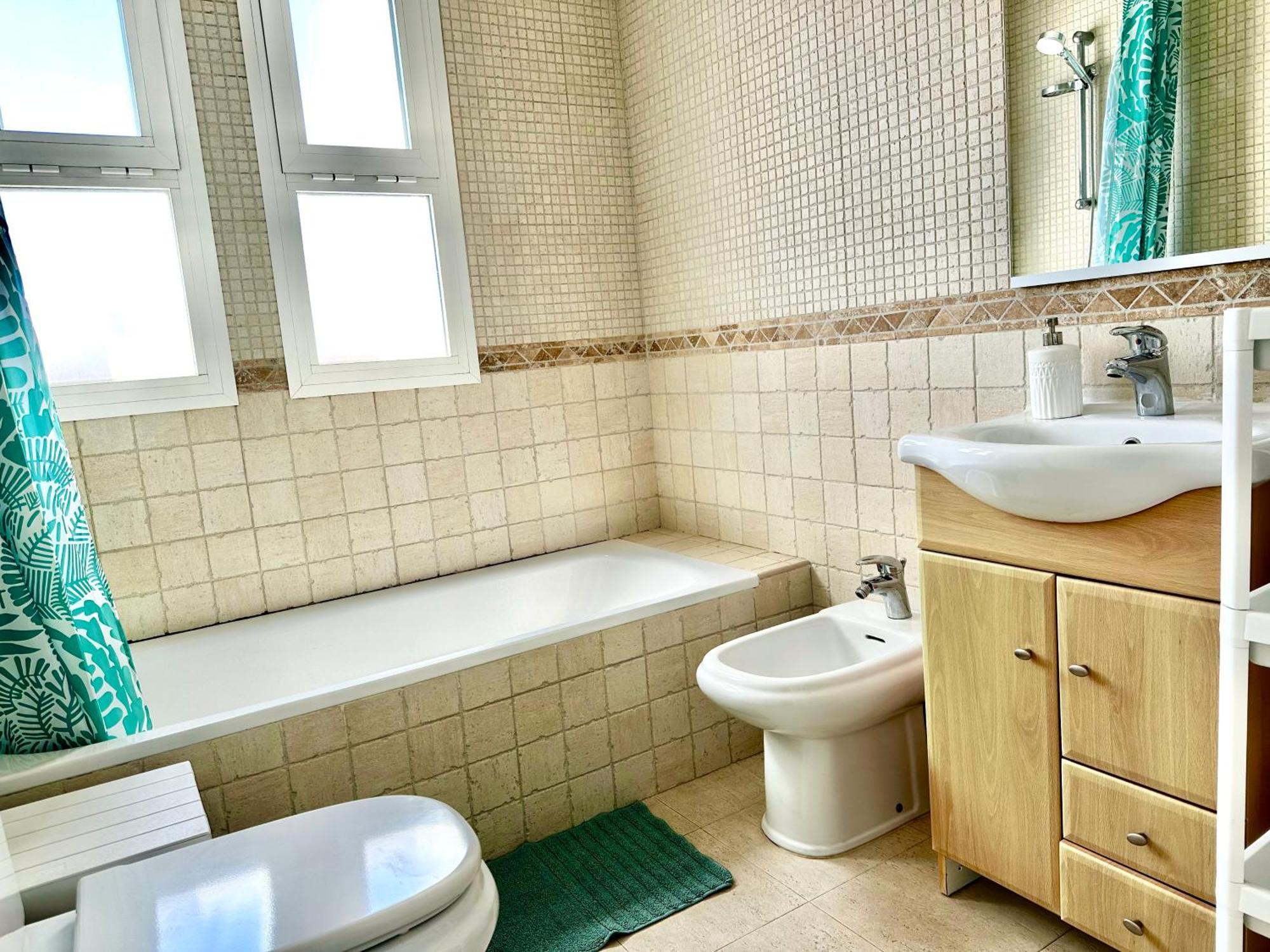 Bright Apartment 300M From The Beach Sitio de Calahonda Luaran gambar