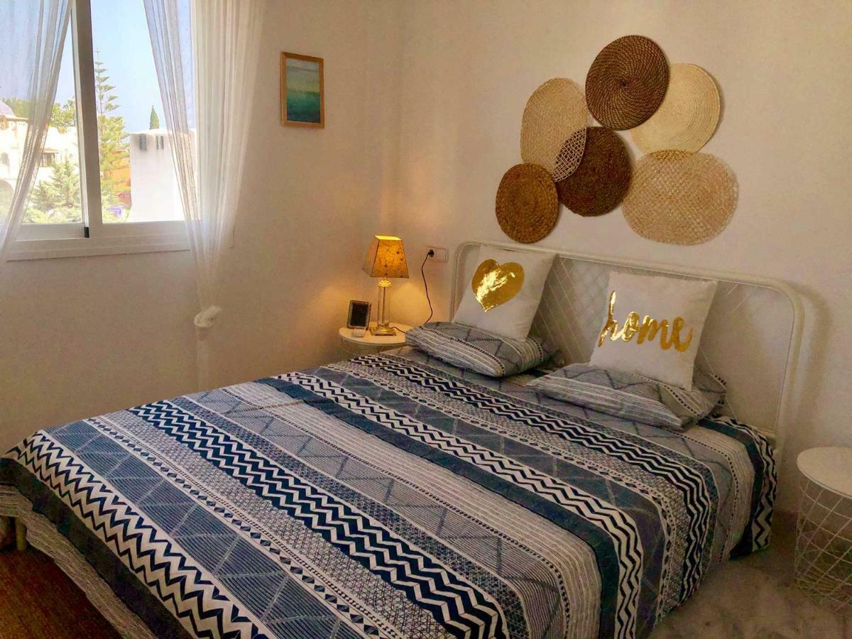 Bright Apartment 300M From The Beach Sitio de Calahonda Luaran gambar